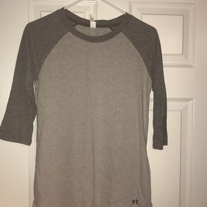 Under Armour half sleeve NEVER WORN